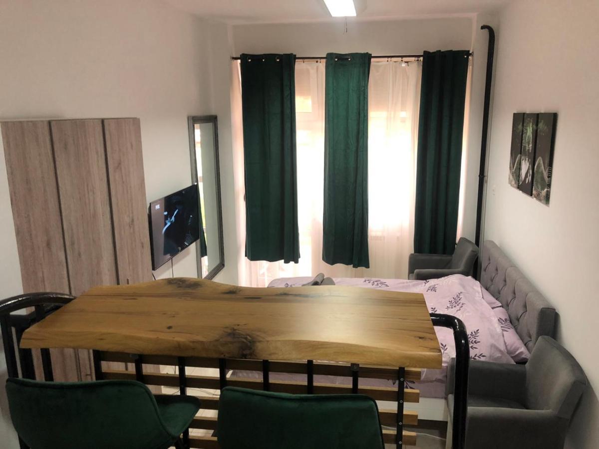 Apartamento Kosa Bezanija Exterior foto